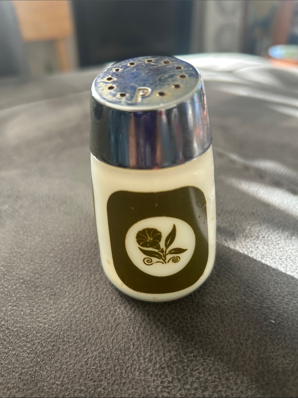 Starline Milk Glass Pepper Shaker with Floral Motif  (Morning Glory)